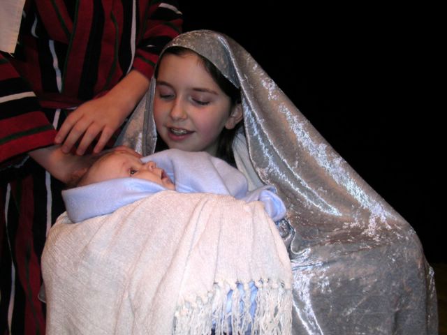 9_jesus_mary.jpg